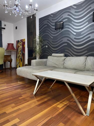 Apartament w centrum Brzeska 1 — 4-Star Luxury Hotel in Brzesko, Poland