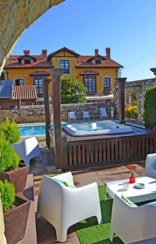 Posada la Leyenda in Santillana, Spain