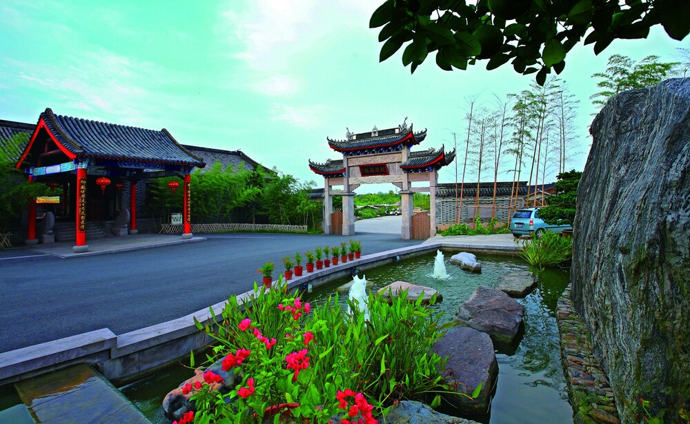 Siming Resort - carbon neutral hotel in Ningbo