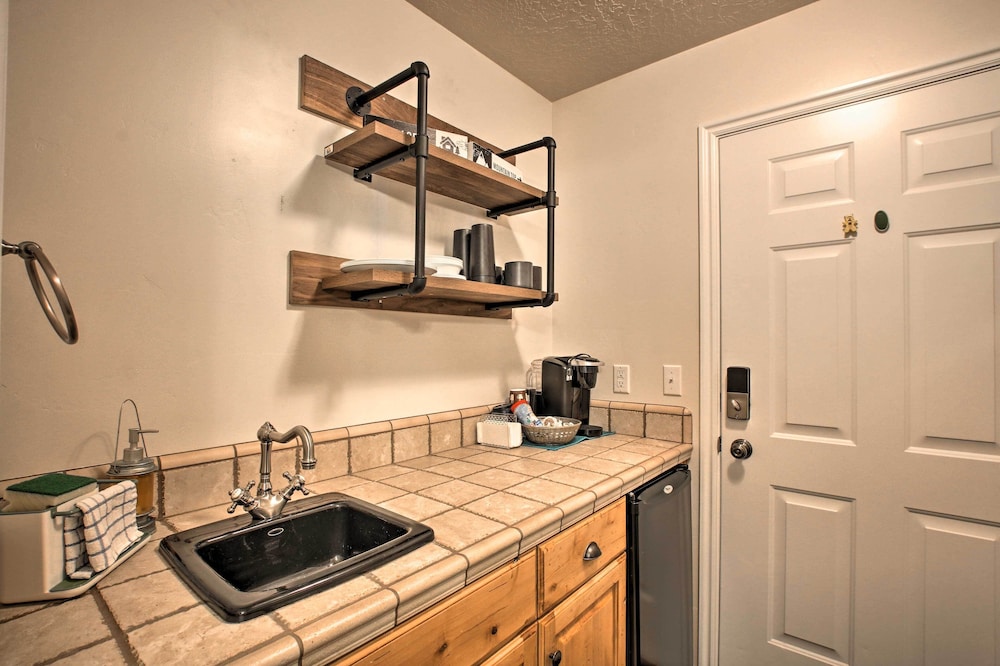 2 Condo Property with Mtn Views by Golf and Ski Resort - photo 14
