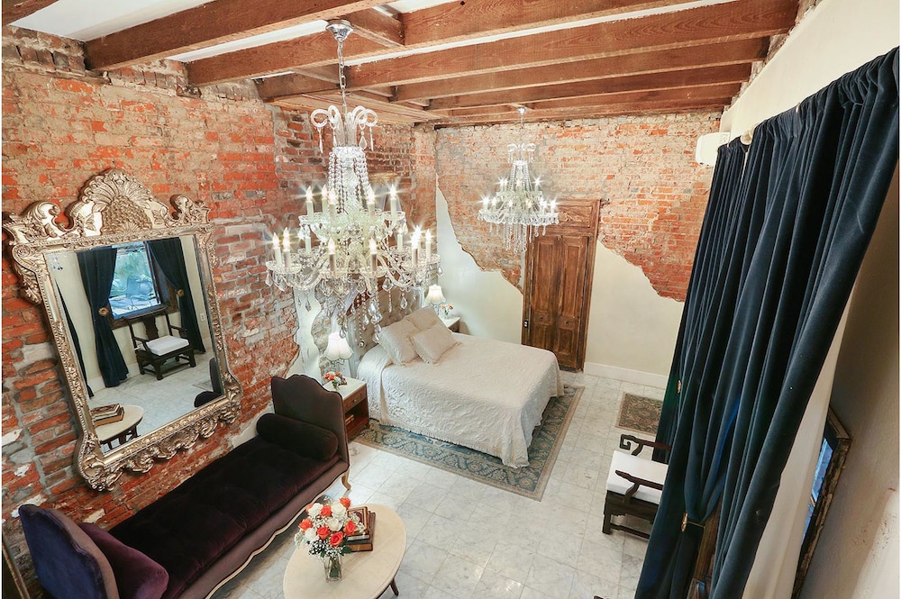 French Quarter Mansion - photo 20