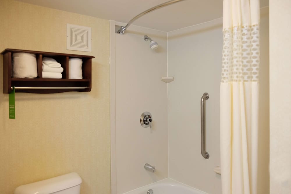 Hampton Inn Lima - photo 31