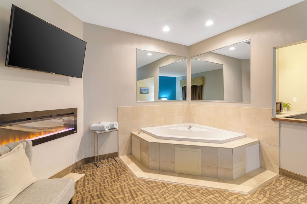 EverSpring Suites - photo 16