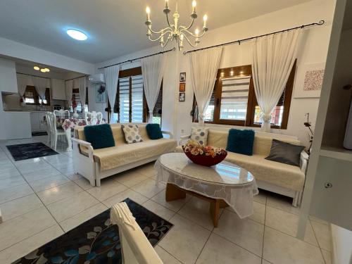Anna Maria Family House 2 — 4-Star Luxury Hotel in Kalampaka, Greece