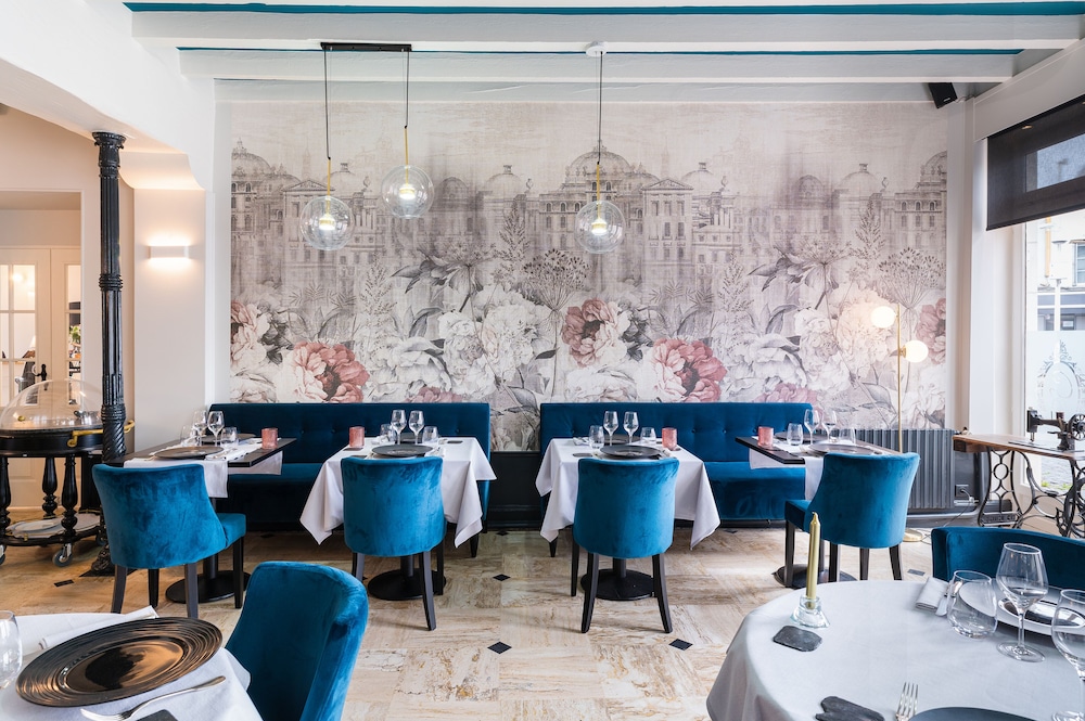 Logis Hôtel Restaurant Le Cheval Blanc — Blere — photo 2