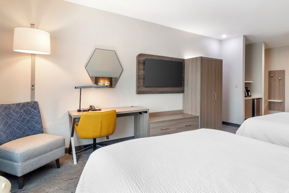 Holiday Inn Express & Suites Alice by IHG - photo 9