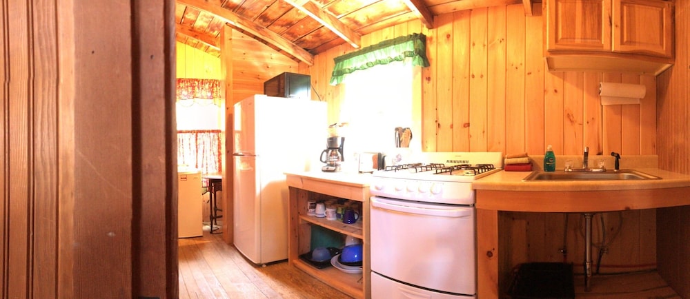 Bald Mountain Camps Resort - photo 17