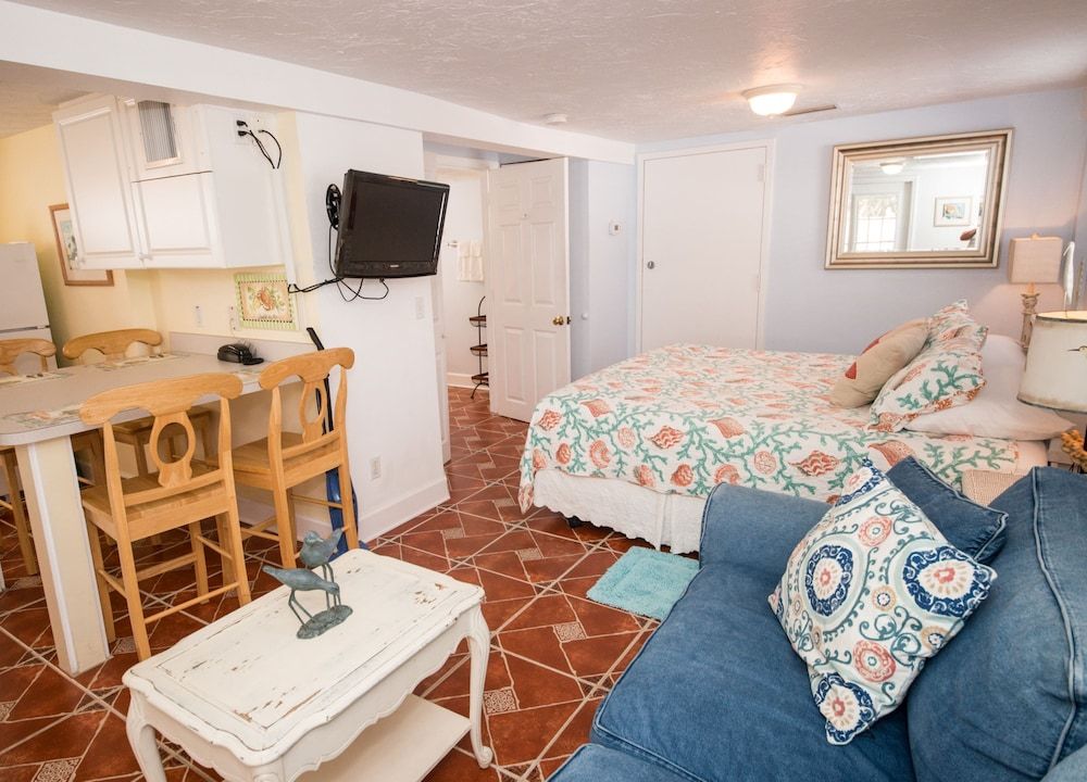 Anna Maria Beach Cottages - photo 16