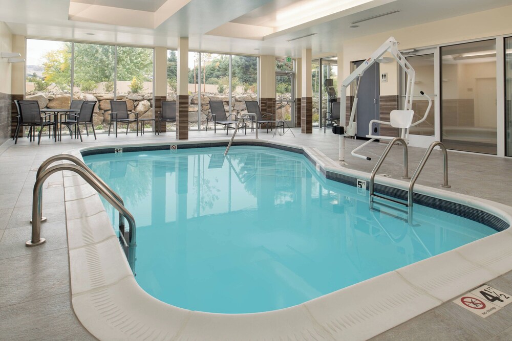 Fairfield Inn & Suites by Marriott Wenatchee - photo 15