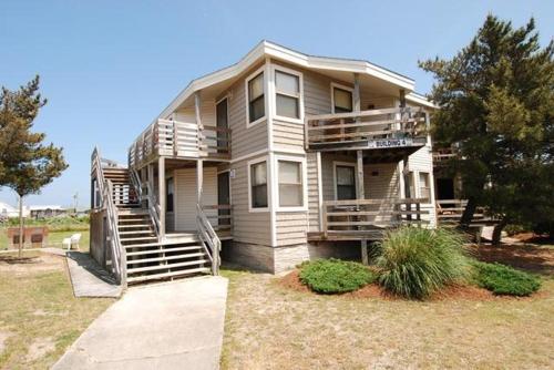 KD2009A Bourny's Place - carbon neutral hotel in Kill Devil Hills