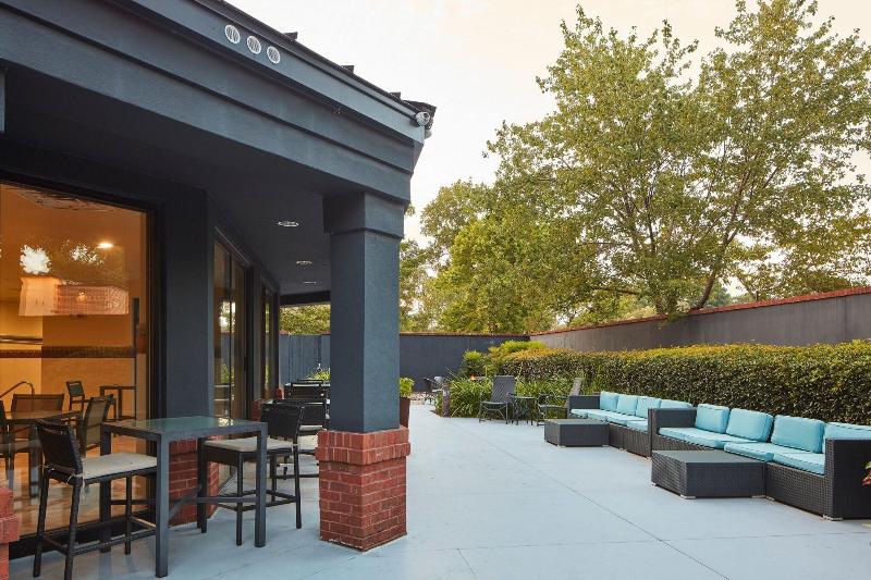 Courtyard by Marriott Newport News Yorktown - photo 6