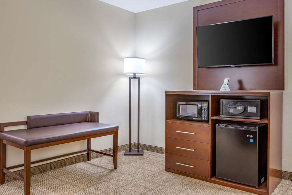 Comfort Suites Savannah Gateway I 95 - photo 28