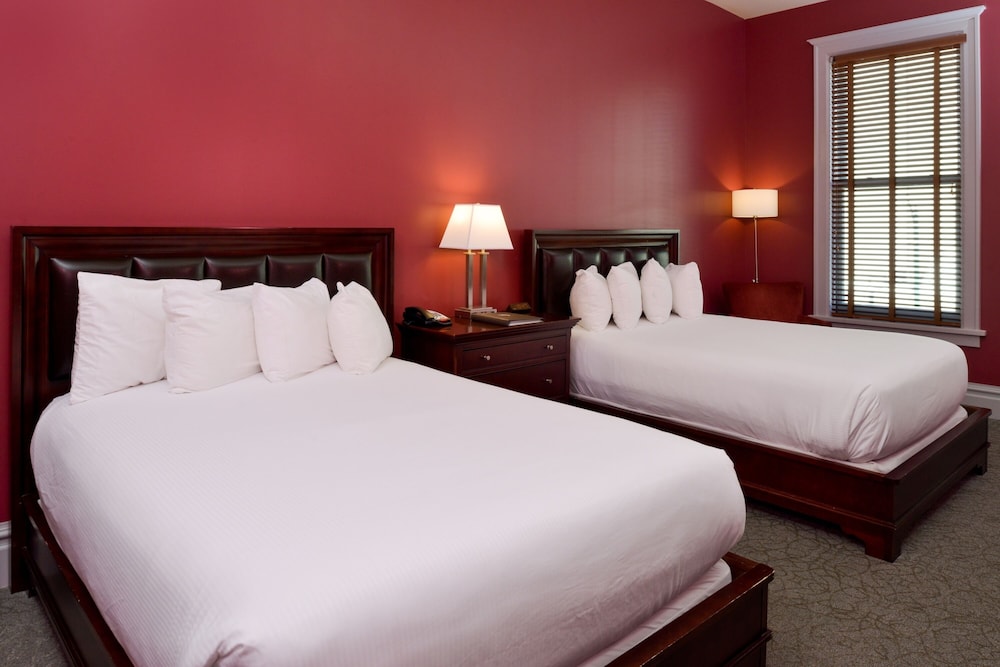 Montvale Hotel - photo 54