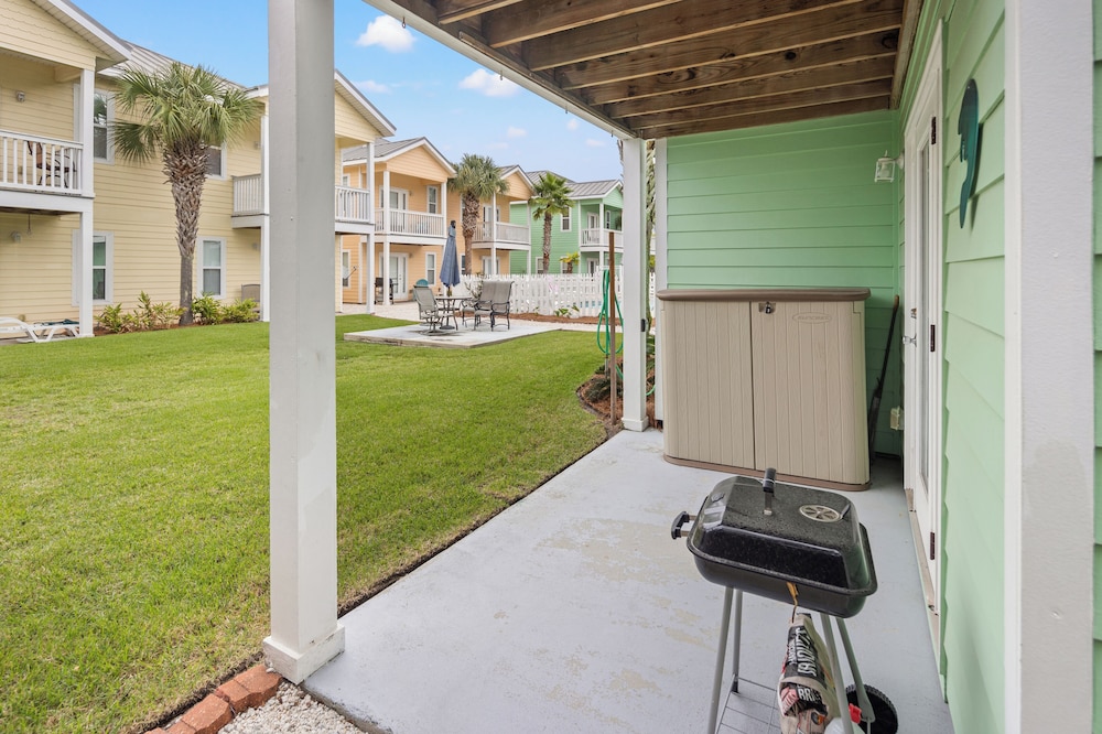 Sago by the Sea: 2 bed 2.5 bath Retreat Steps From the Beach Sleeps 7 - photo 43
