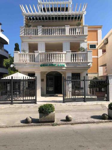 Apartments Grifone Lux — 4-Star Luxury Hotel in Herceg-Novi, Montenegro