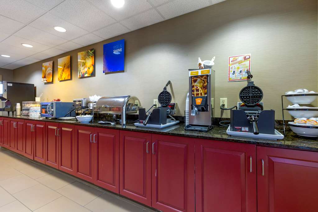 Comfort Inn & Suites Cambridge - photo 28