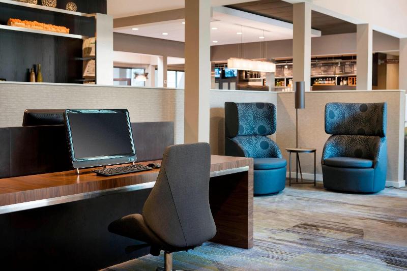 Courtyard by Marriott San Mateo Foster City - photo 131