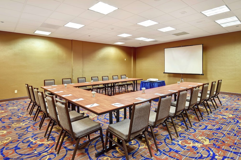 Embassy Suites by Hilton Santa Clara Silicon Valley - photo 81