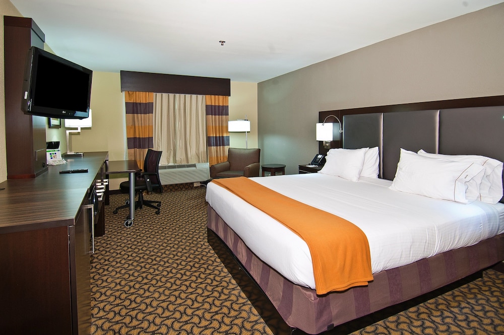 Holiday Inn Express & Suites Jackson Pearl Intl Airport by IHG - photo 8