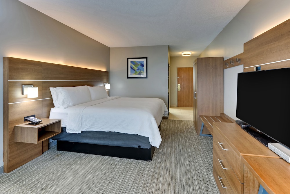 Holiday Inn Express Hotel & Suites Bad Axe by IHG - photo 15