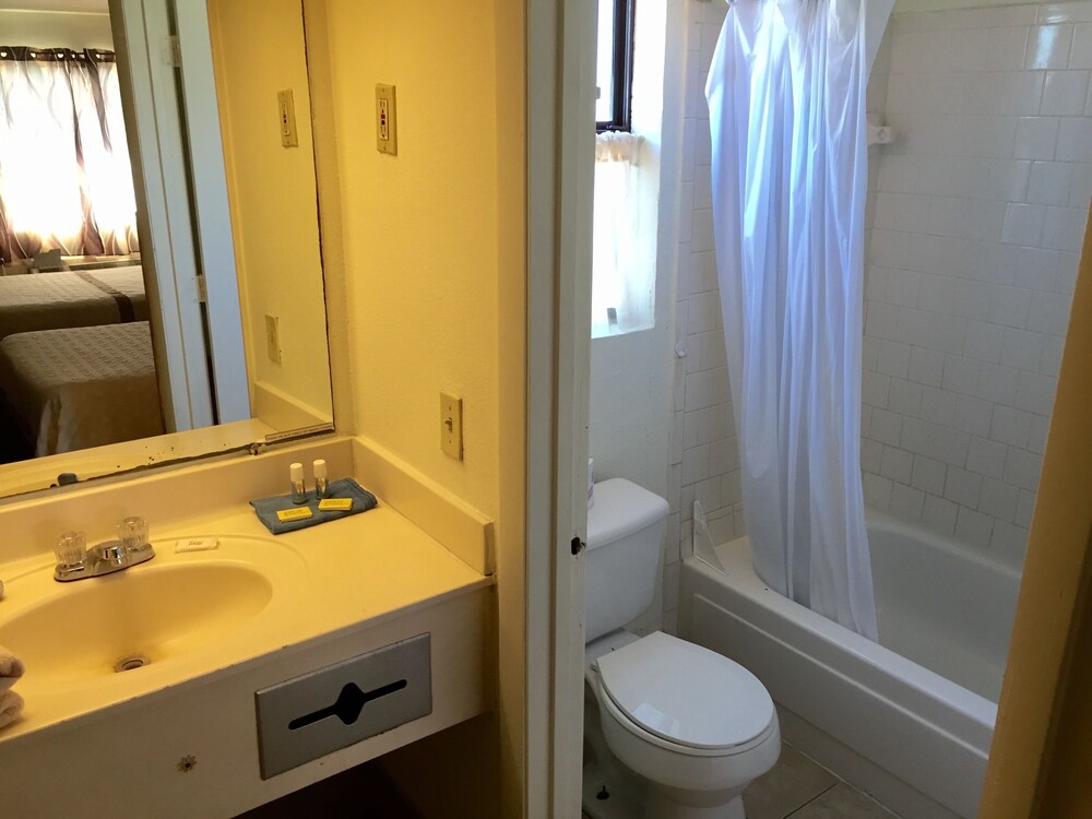 Jasmine Garden Inn - photo 46