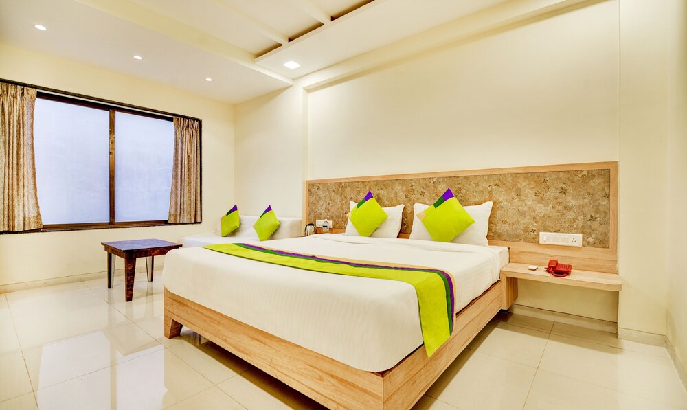 Treebo Trend Bright Plaza and Spa in Satara, India