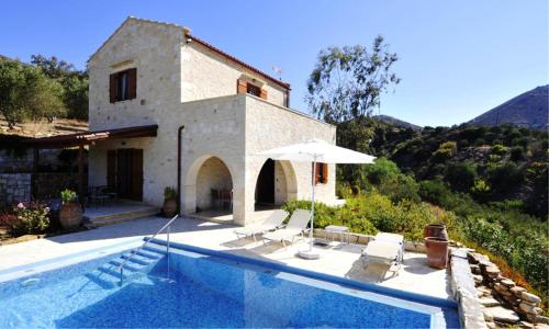 Villa Talea — 4-Star Luxury Hotel in Irakleion, Greece
