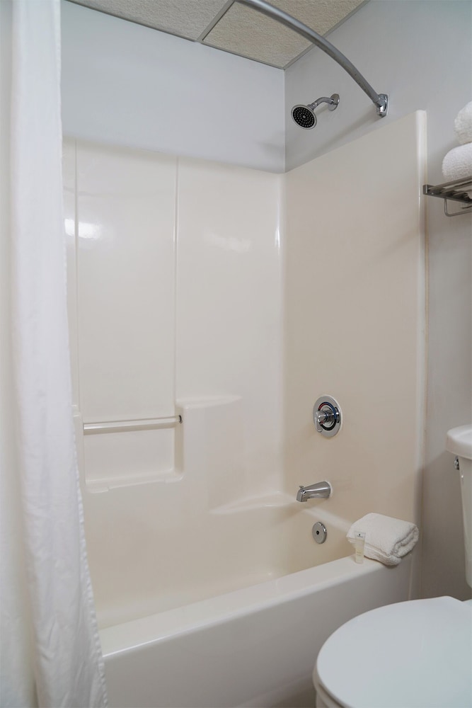 The Madison Inn Hospital District - photo 42