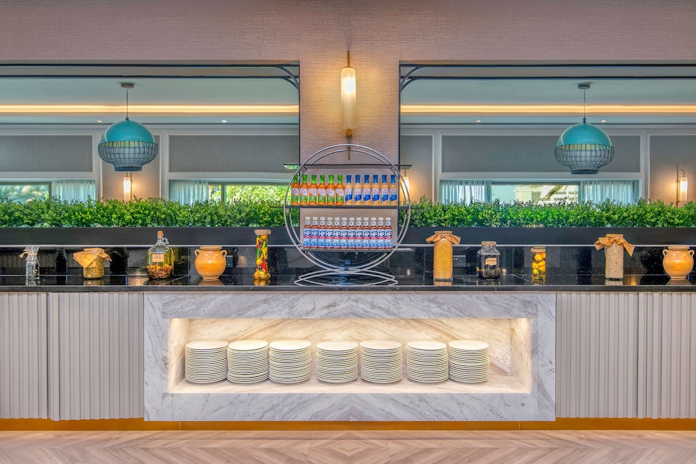 מזון ומשקאות