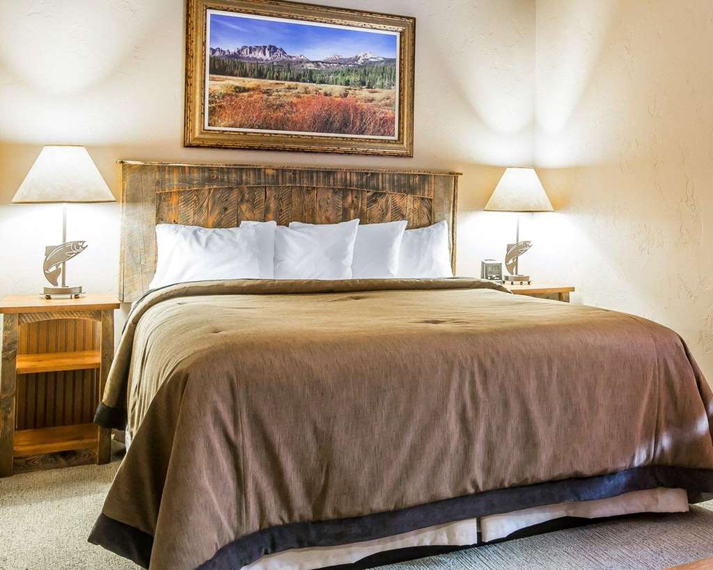 Yellowstone Valley Lodge an Ascend Collection Hotel - photo 29
