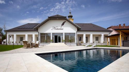 Notarius Vendégház — 4-Star Luxury Hotel in Poroszlo, Hungary