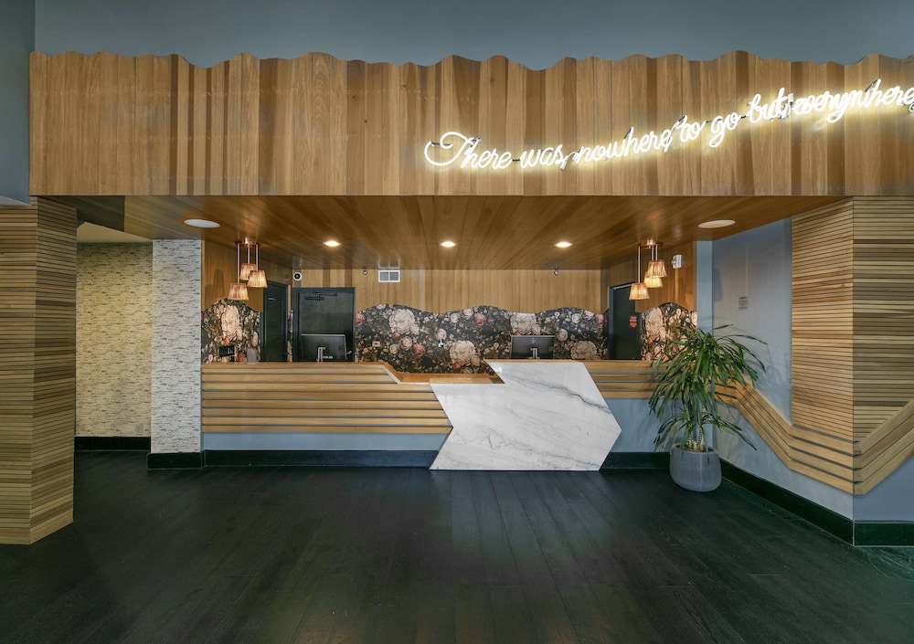 The Wayfarer San Luis Obispo Tapestry Collection by Hilton - photo 6