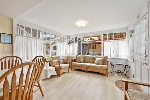 326E 326 Eucalyptus — Avalon — photo 5