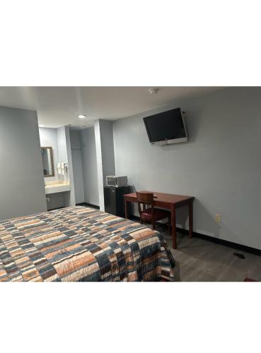 Sky Inn Hotel - photo 7