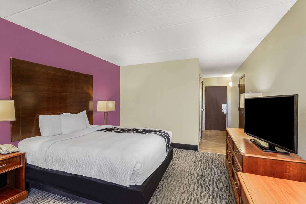 La Quinta Inn by Wyndham Binghamton Johnson City - photo 27
