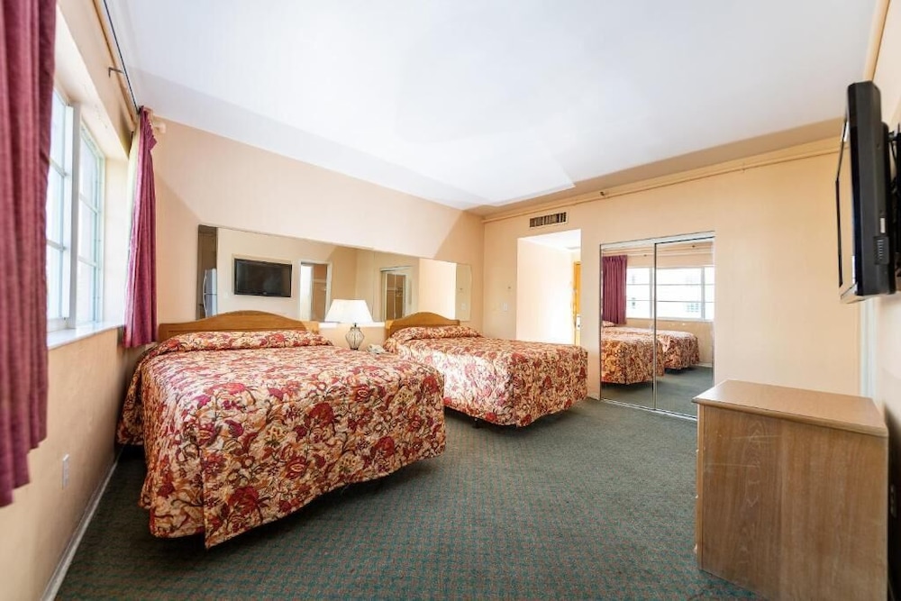 Ocean Beach Suites - photo 8