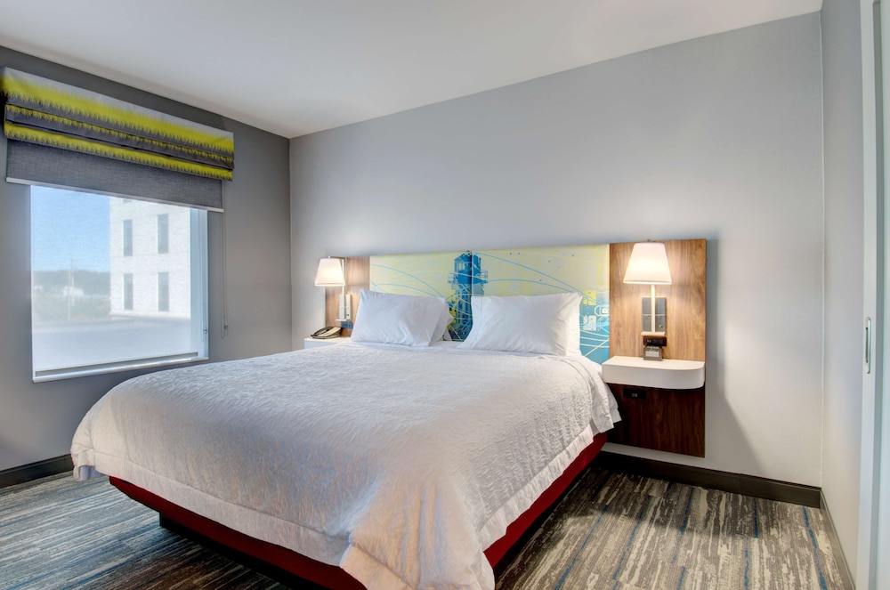 Hampton Inn & Suites Portland West - photo 38