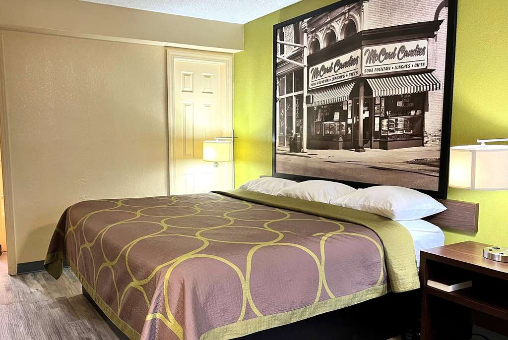 Super 8 by Wyndham Lafayette Purdue Area - photo 18