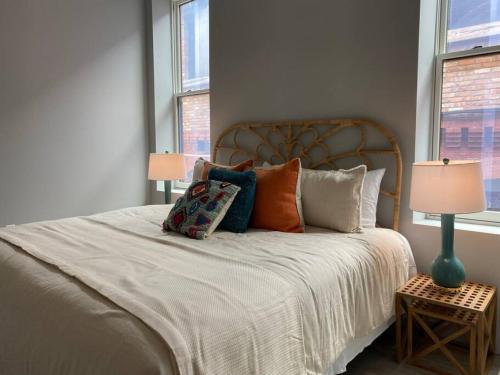 ZANGO Explore OTR and Downtown from a Renovated Condo — 4-Star Luxury Hotel in Cincinnati, United States