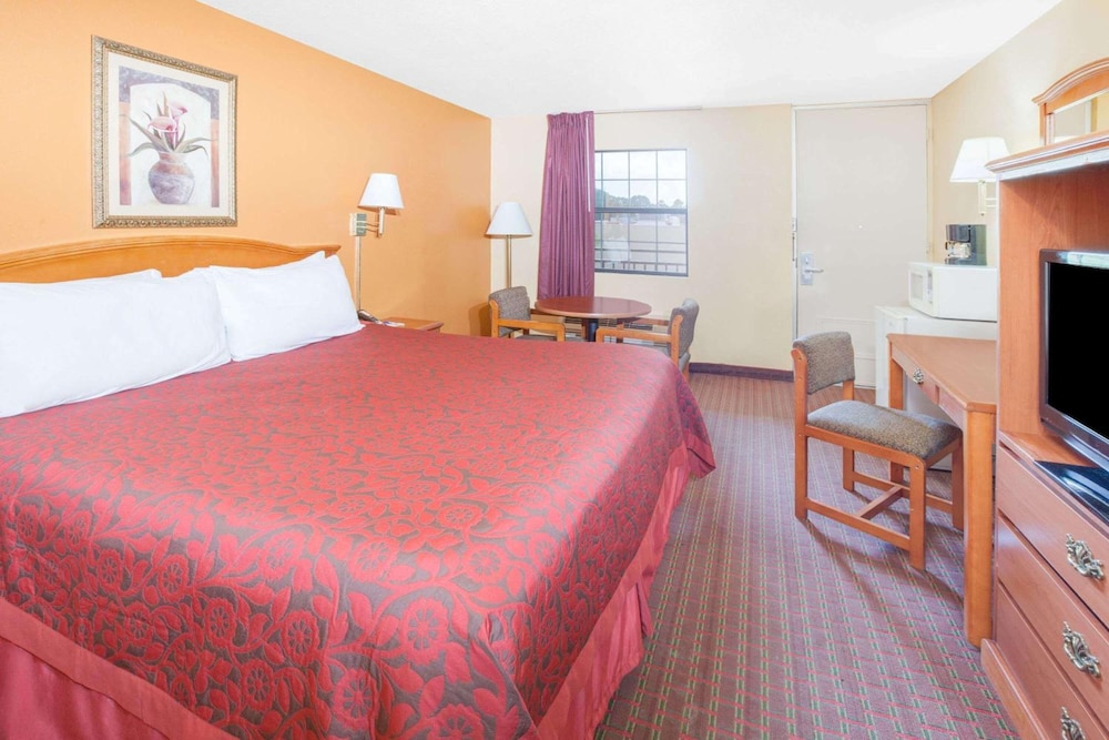 Sunrise Extended Stay - photo 14