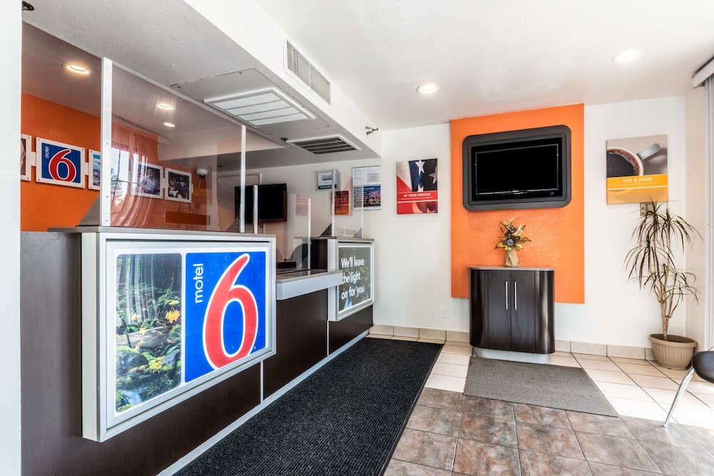 Super 8 by Wyndham Petaluma - photo 21