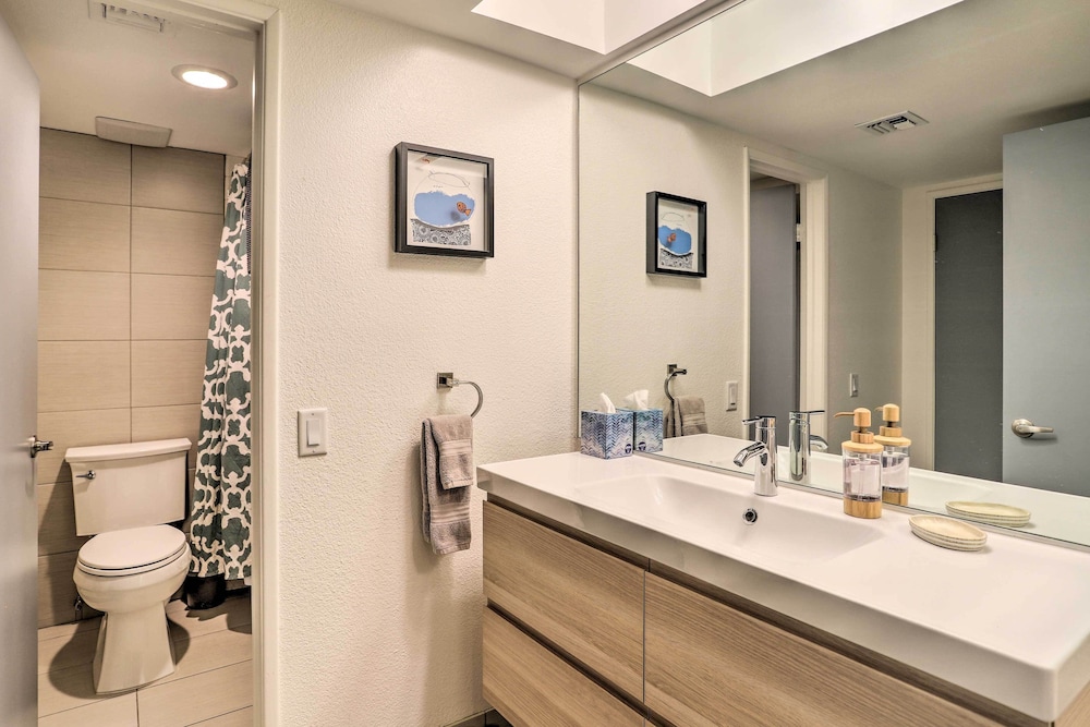Palm Springs Hideaway w Resort Amenities - photo 16