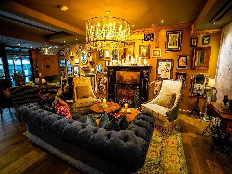 The Ivey's Hotel - photo 8