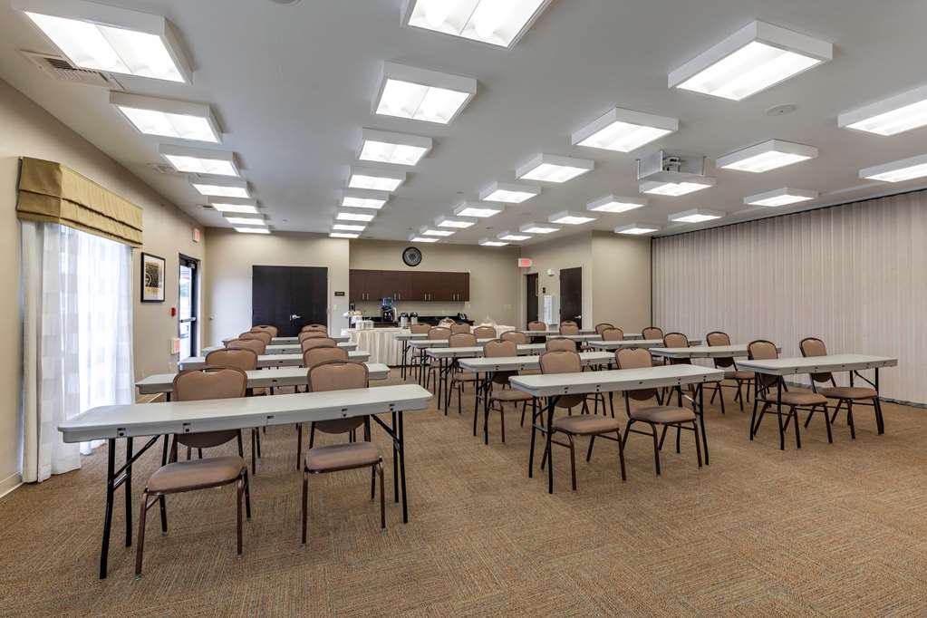 Sleep Inn & Suites Miles City I 94 - photo 28