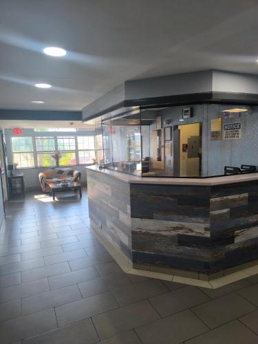 Budgetel Inn Birmingham - photo 7