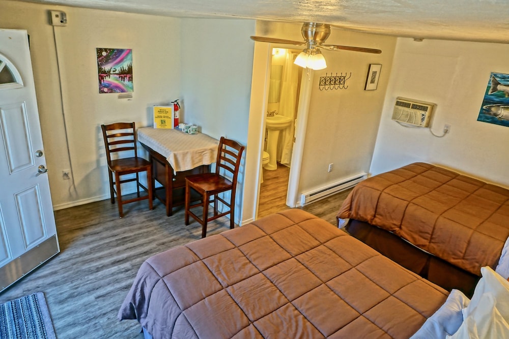 Arbor Inn Motel Oakridge - photo 21