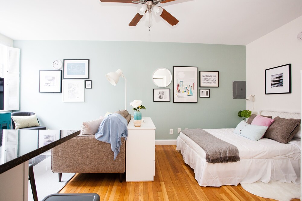 Classic 2BR in Back Bay by Sonder - photo 16