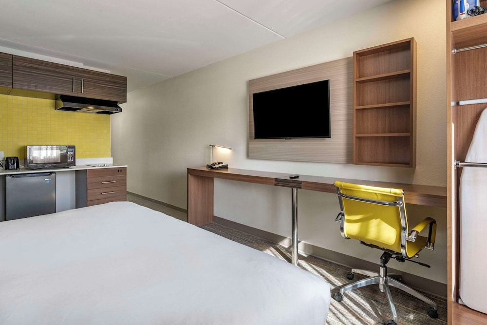 MainStay Suites Lexington I 75 - photo 20