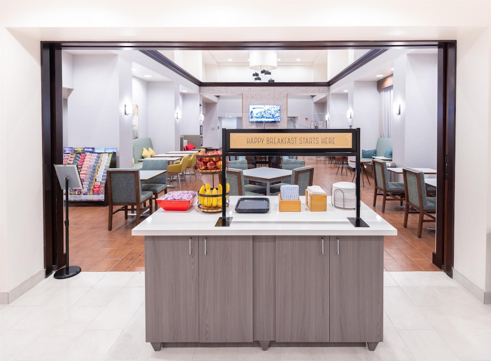 Hampton Inn & Suites Seattle Kent WA - photo 69