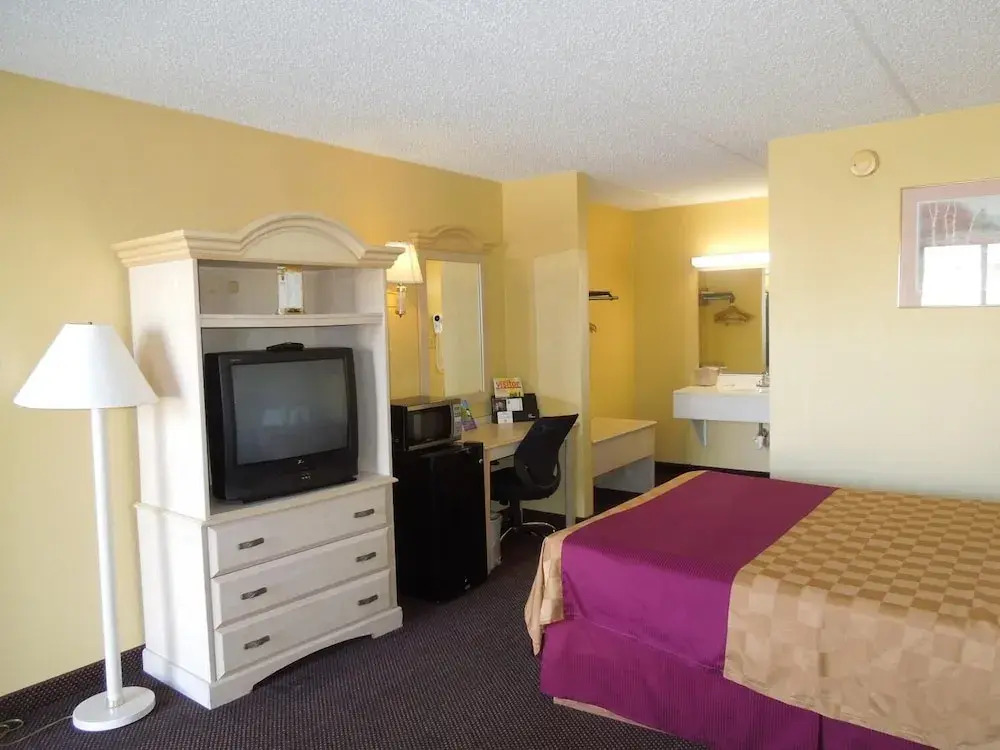 Super 8 Beachwood Cleveland Area - photo 23